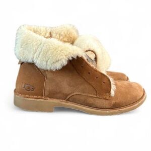 Womens Rare Ugg Fir Lined Laced Boots SZ 8